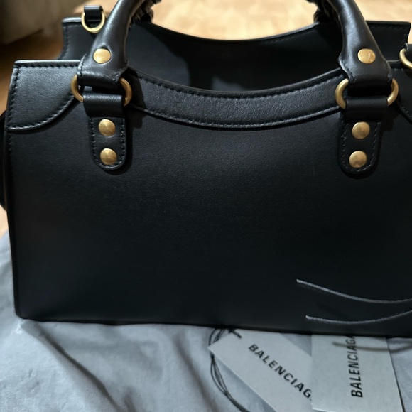 Balenciaga City Neo Smooth leather bag in medium size - Picture 2 of 7